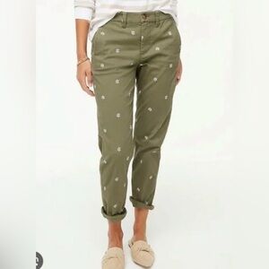 J. Crew Daisy Print High-Rise Girlfriend Chino Green Pants size 2P